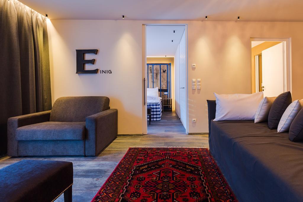 Adler Suite & Stube Villabassa Eksteriør billede