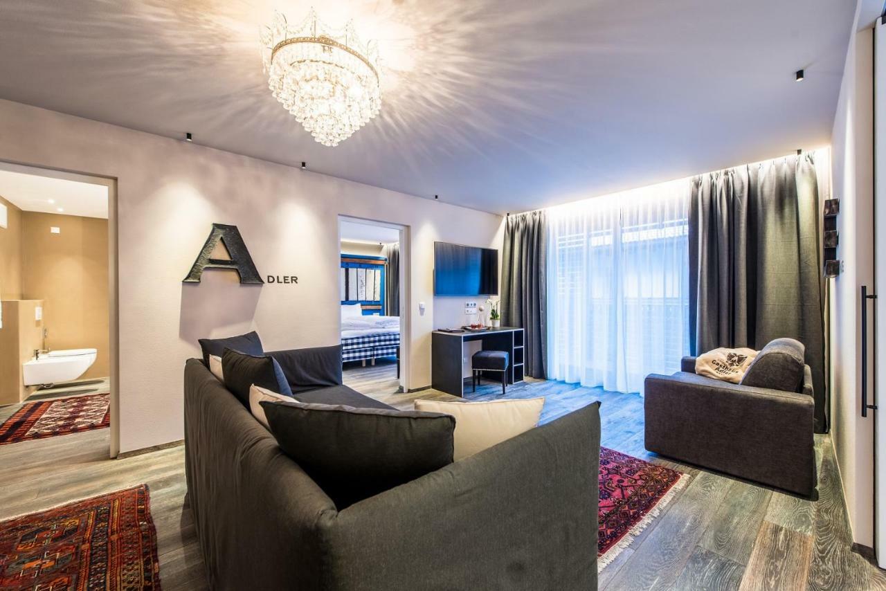 Adler Suite & Stube Villabassa Eksteriør billede