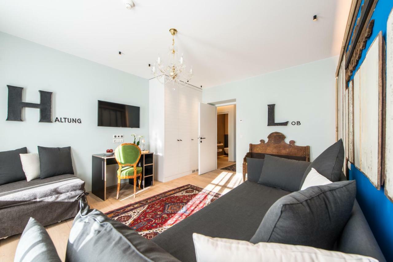 Adler Suite & Stube Villabassa Eksteriør billede
